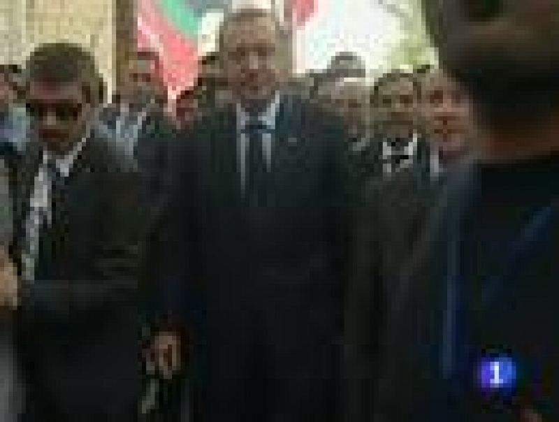 Llegada del primer ministro turco a Libia