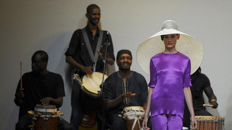  Desfile de Duyos en Cibeles Madrid Fashion Week 2011