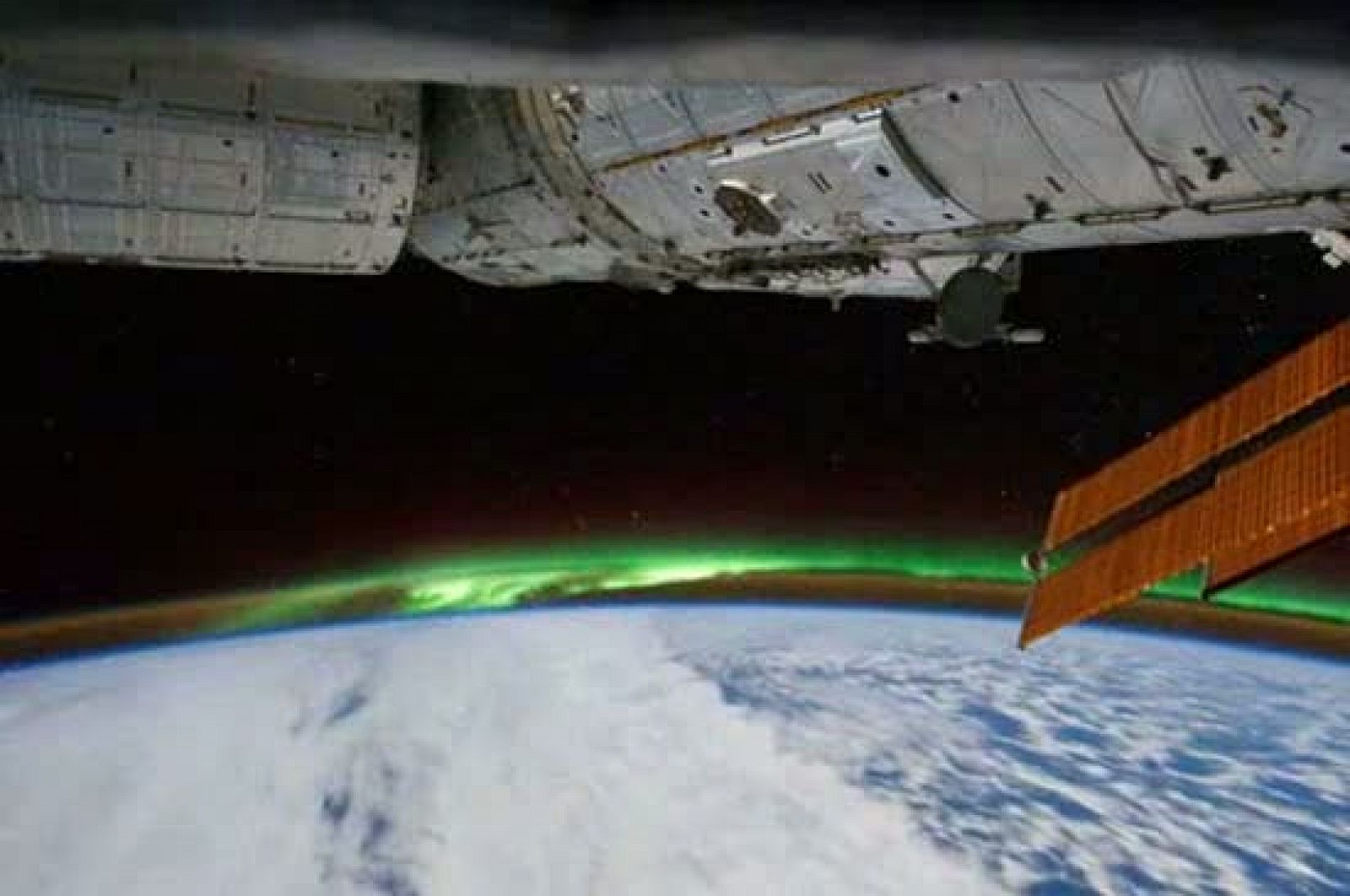 La ISS capta la aurora austral desde el espacio