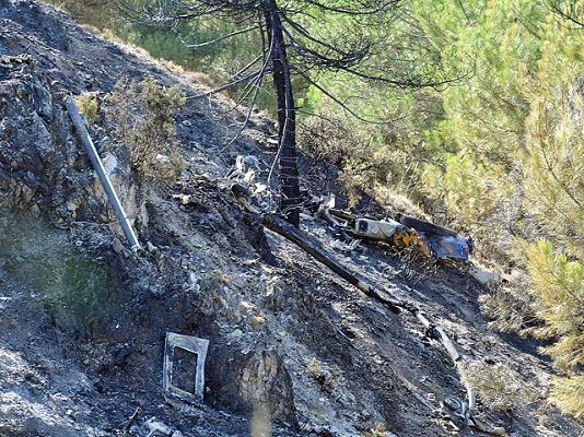 Telediario 1 - Tres muertos al estrellarse un helicóptero en Granada