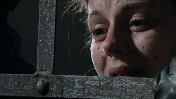 Águila Roja - Lucrecia se despide de Nuño