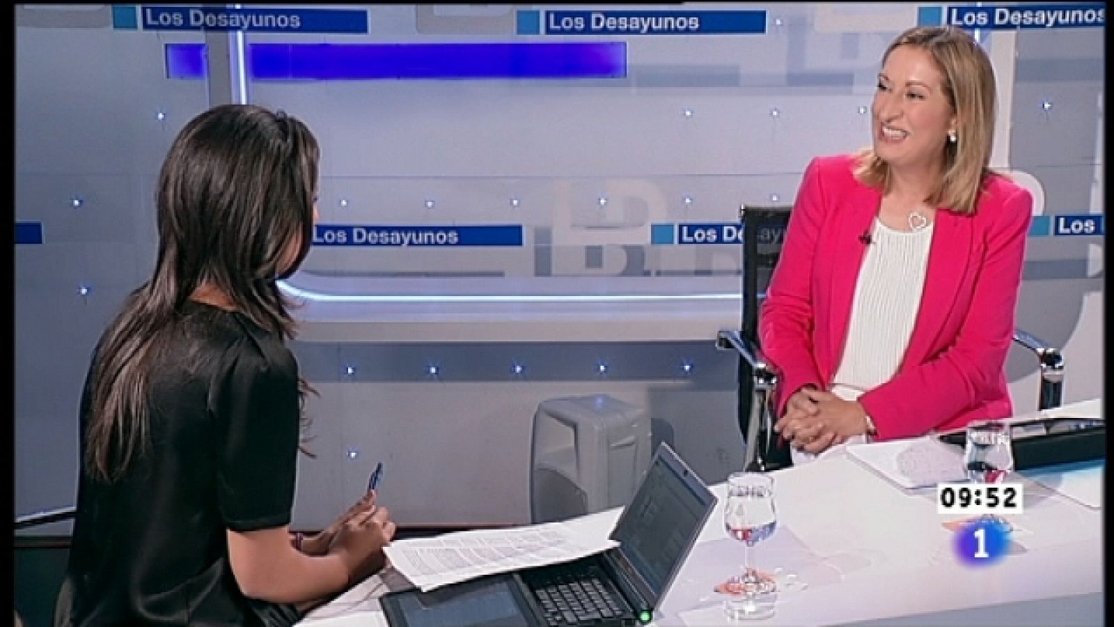 Los desayunos de TVE - Ana Pastor, coordinadora de participación social del PP - Ver ahora