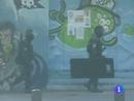 Telediario 1 - Desalojo de un local con Okupas
