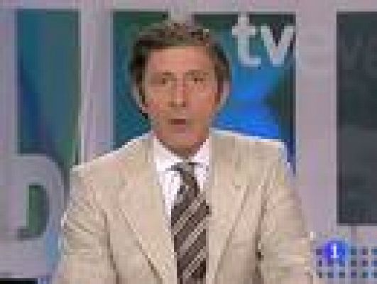 Telediario 1 - Maradona habló a Mou del 'Kun'