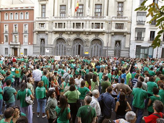 Telediario 1 - Segunda jornada de huelga de profesores en Madrid