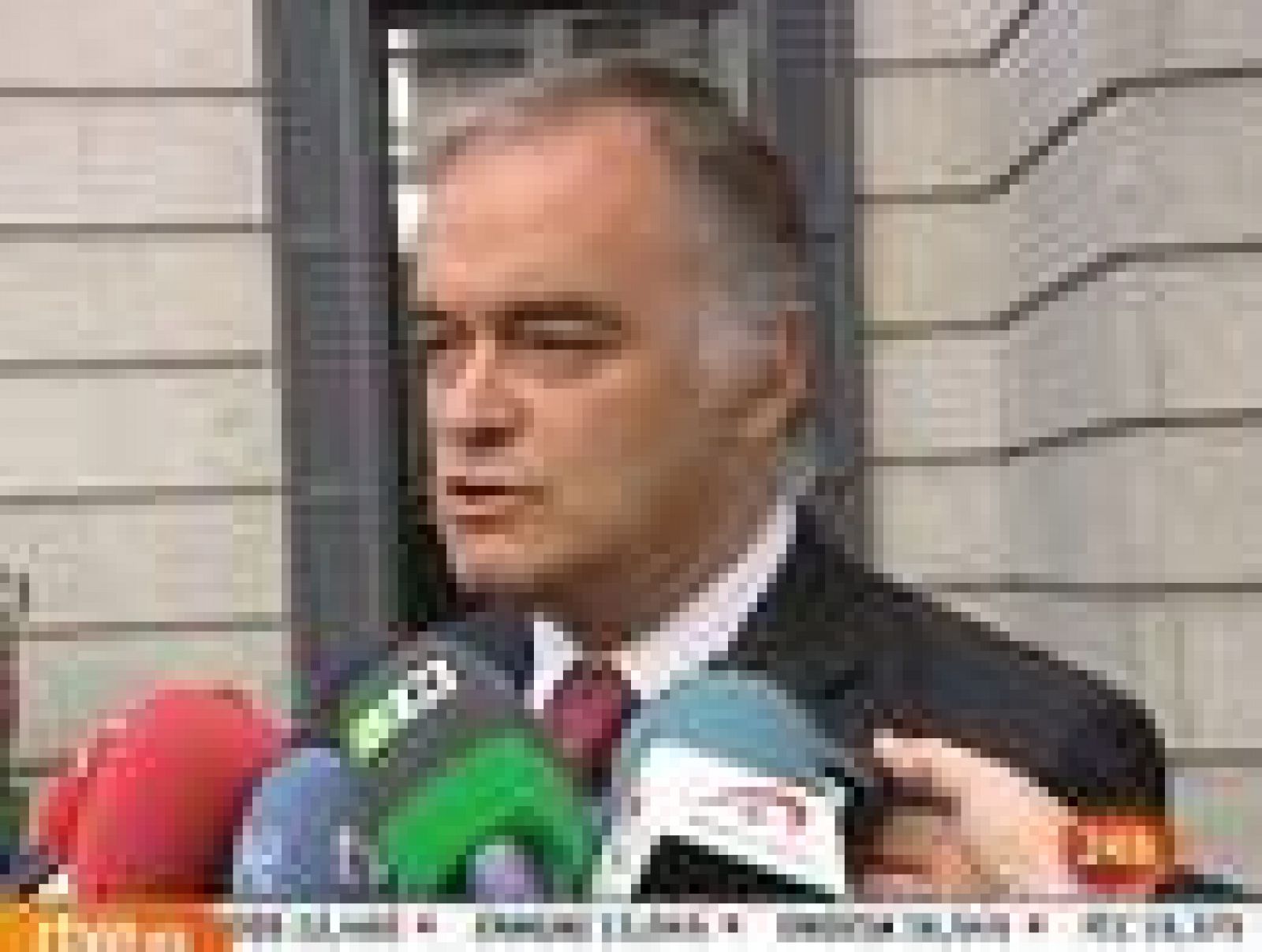 Pons: "Nos alegramos de que los consejeros del PP hayan rectificado" - Informativo 24h | Ver