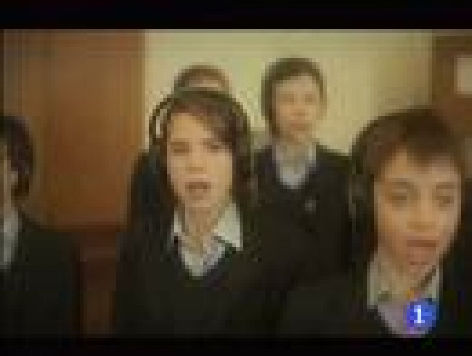 El nuevo disco de 'Los chicos del coro' : "Sing The Beatles" | Ver