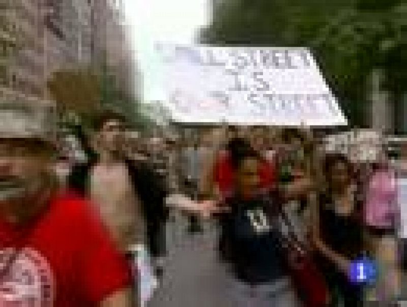  80 detenidos en Nueva York en las protestas contra el sistema finaciero