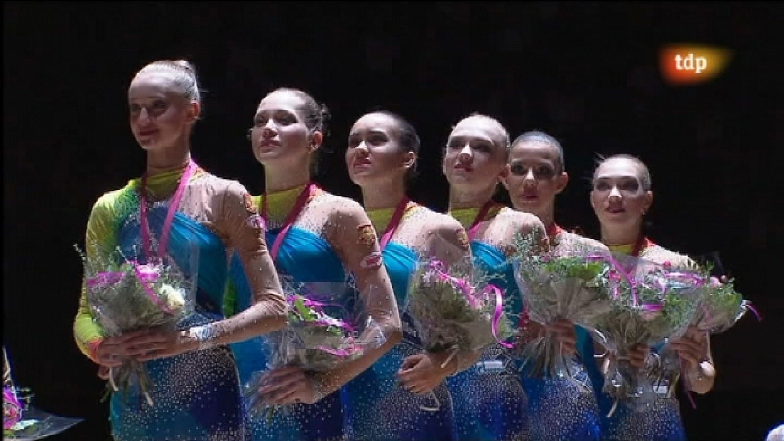 Gimnasia rítmica - Campeonato del mundo: Final aparatos equipos, 5 pelotas - 25/09/11 - Ver ahora