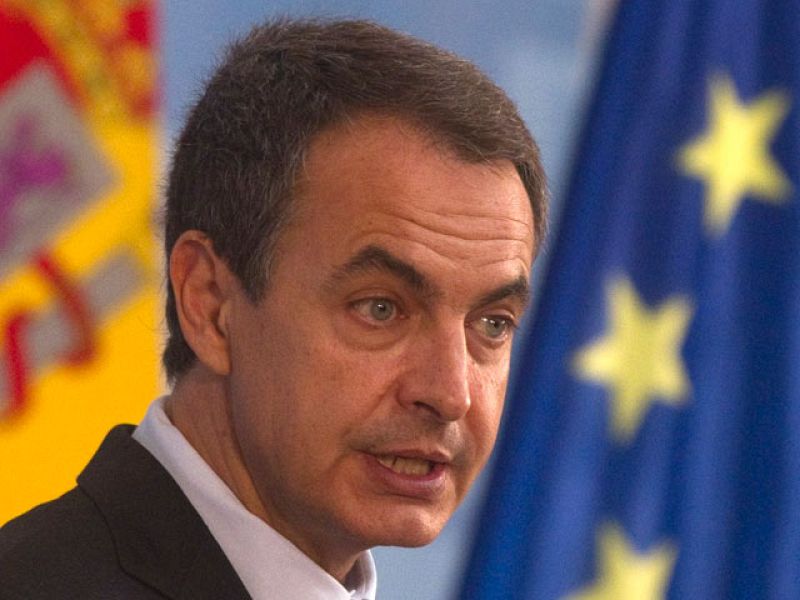  Zapatero pone fin a la noveva legislatura, disolviendo las Cámaras