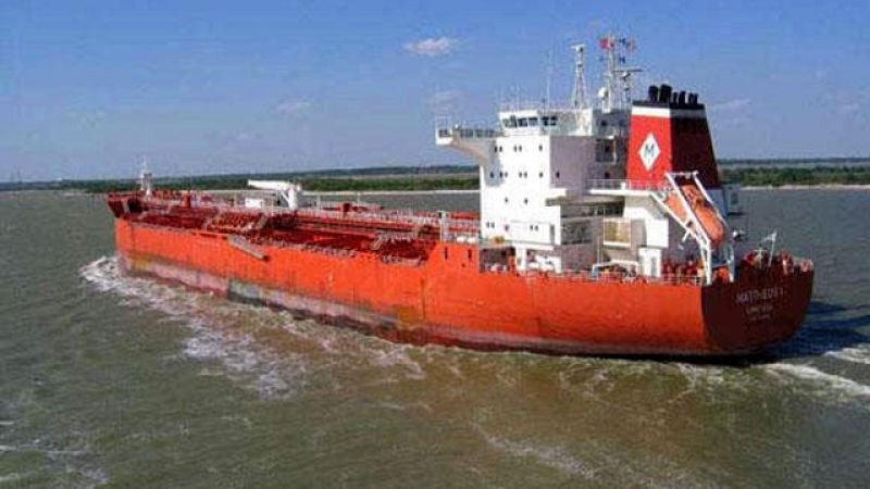 Los cinco españoles del petrolero Mattheos I podrían llegar mañana a Madrid 