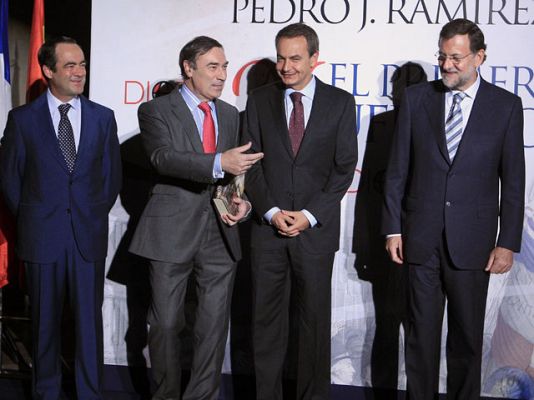 Telediario 1 - Zapatero y Rajoy, en la presentación de un libro de Pedro J. Ramírez