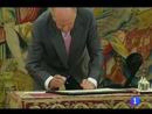 Telediario 1 - Culmina la reforma constitucional