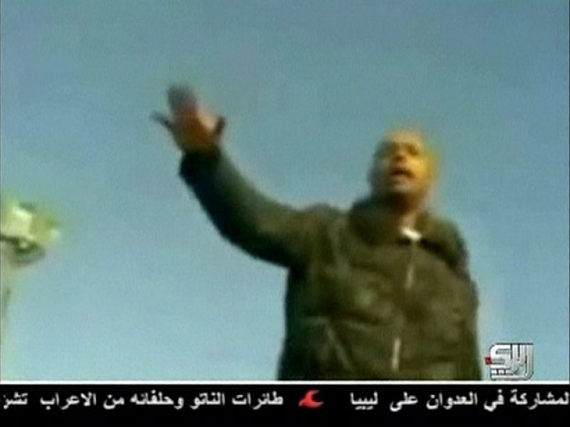 La televisión libia difunde imágenes de Saif al Islam al Gadafi arengando a sus seguidores