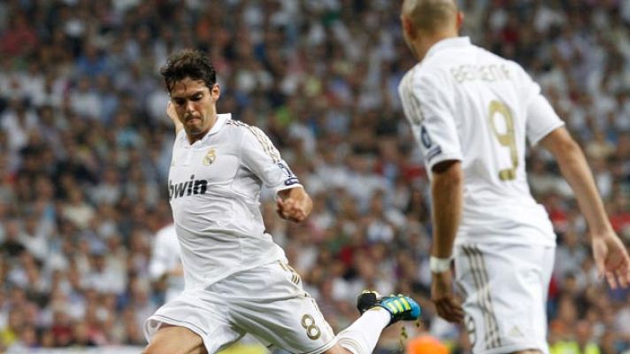 Telediario 1 - Kaká resurge ante el Ajax