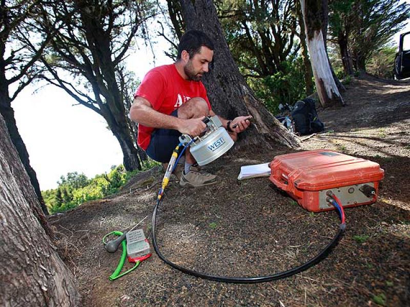 Vulcanólogos están pendientes de la situación de El Hierro, aunque descartan terremotos mayores