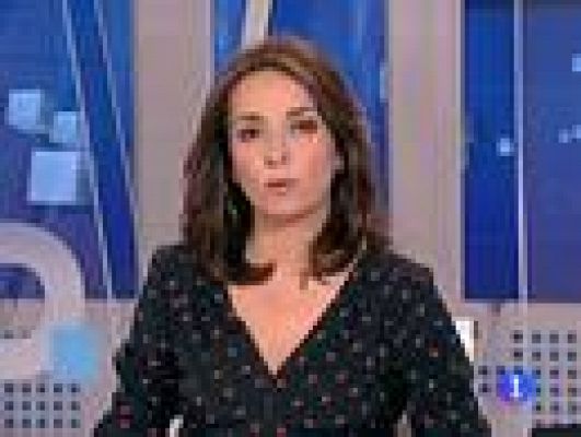 Telediario 1 - El PSOE y el PP se enfrentan por la políticas de recortes