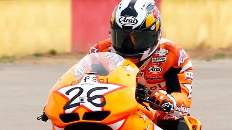 Dani Pedrosa cumple 26 años, el mismo número que luce, desde siempre, el carenado de su moto. Un dia especial para el piloto de Honda.