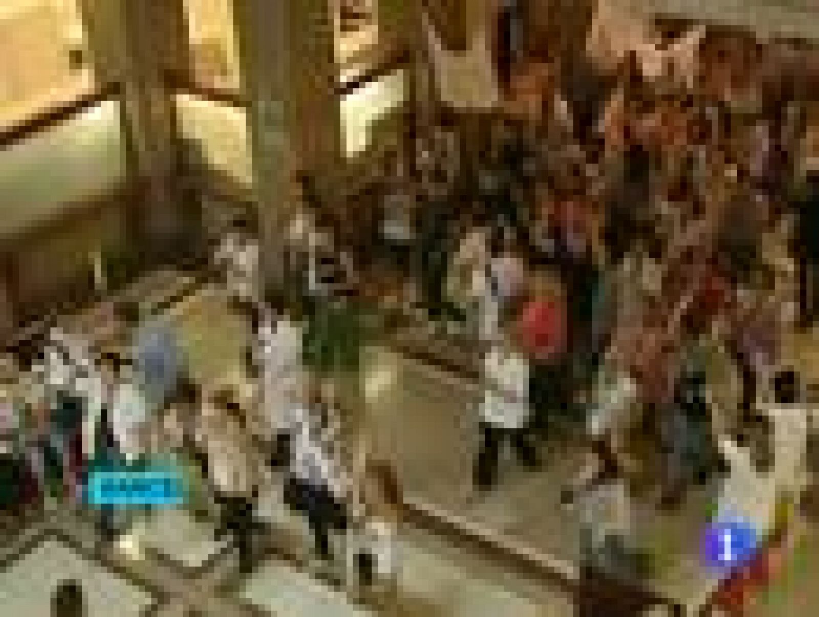 Telediario 1: Los recortes en sanidad en Cataluña sacan a la calle a los profesionales | RTVE Play