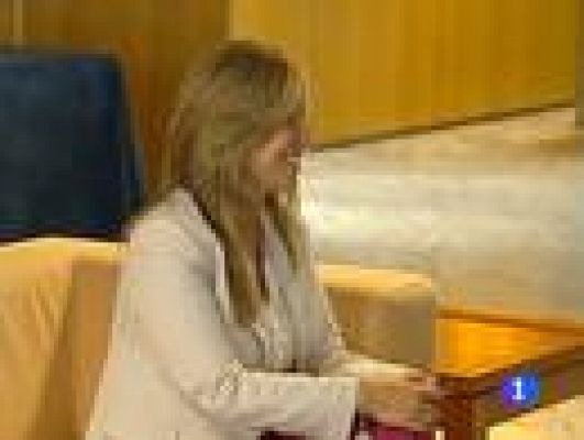 Telediario 1 - La cúpula socialista se reúne para remontar en las encuestas, corregir errores e ilusionar al electorado