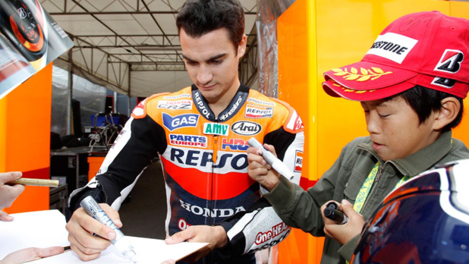 Dani Pedrosa encabeza la segunda fila de salida de MotoGP. El catalán no ha podido meterse en los tiempos de la lucha por la 'pole' por culpa de sus neumáticos.