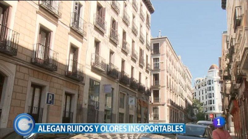 Vecinos de un barrio de Madrid se quejan del bullicio de un local
