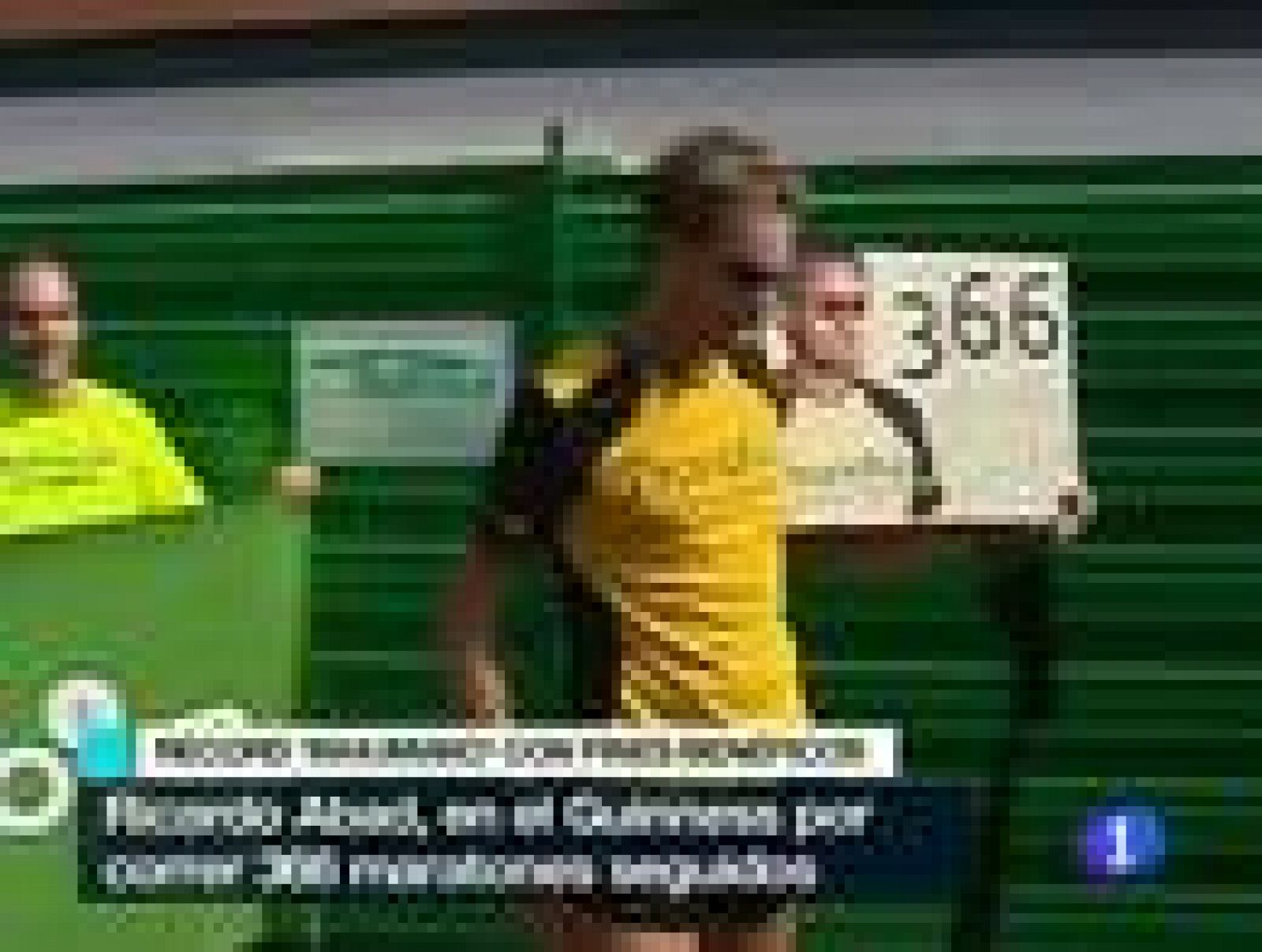 Ricardo Abad, navarro de 40 años, se ha propuesto correr una maratón al día hasta completar las 500. Un reto que pasa por todas las provincias españolas. Este sábado le tocaba correr en Madrid la número 366, un año y un día, con lo que entrará en el