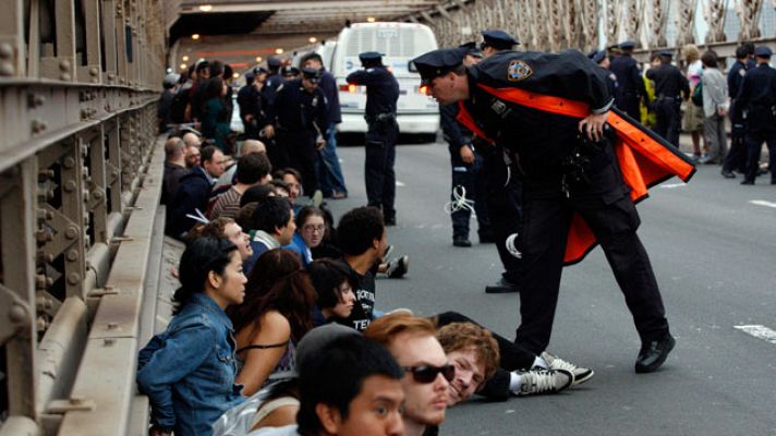 Telediario 1 - "Ocupemos Wall Street"