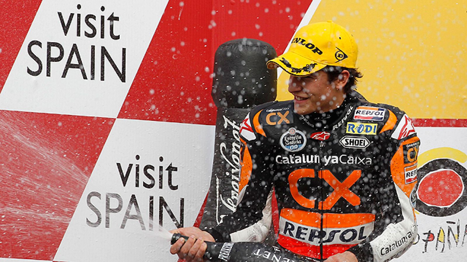 Se culminó la remontada que empezó en el GP de Silverstone. Marc Márquez cambió la tornas en la general del Mundial y se aupó al liderato de la categoría intermedia. Márquez, segundo en Motegi, llegará a Australia con un punto de ventaja sobre Stefan