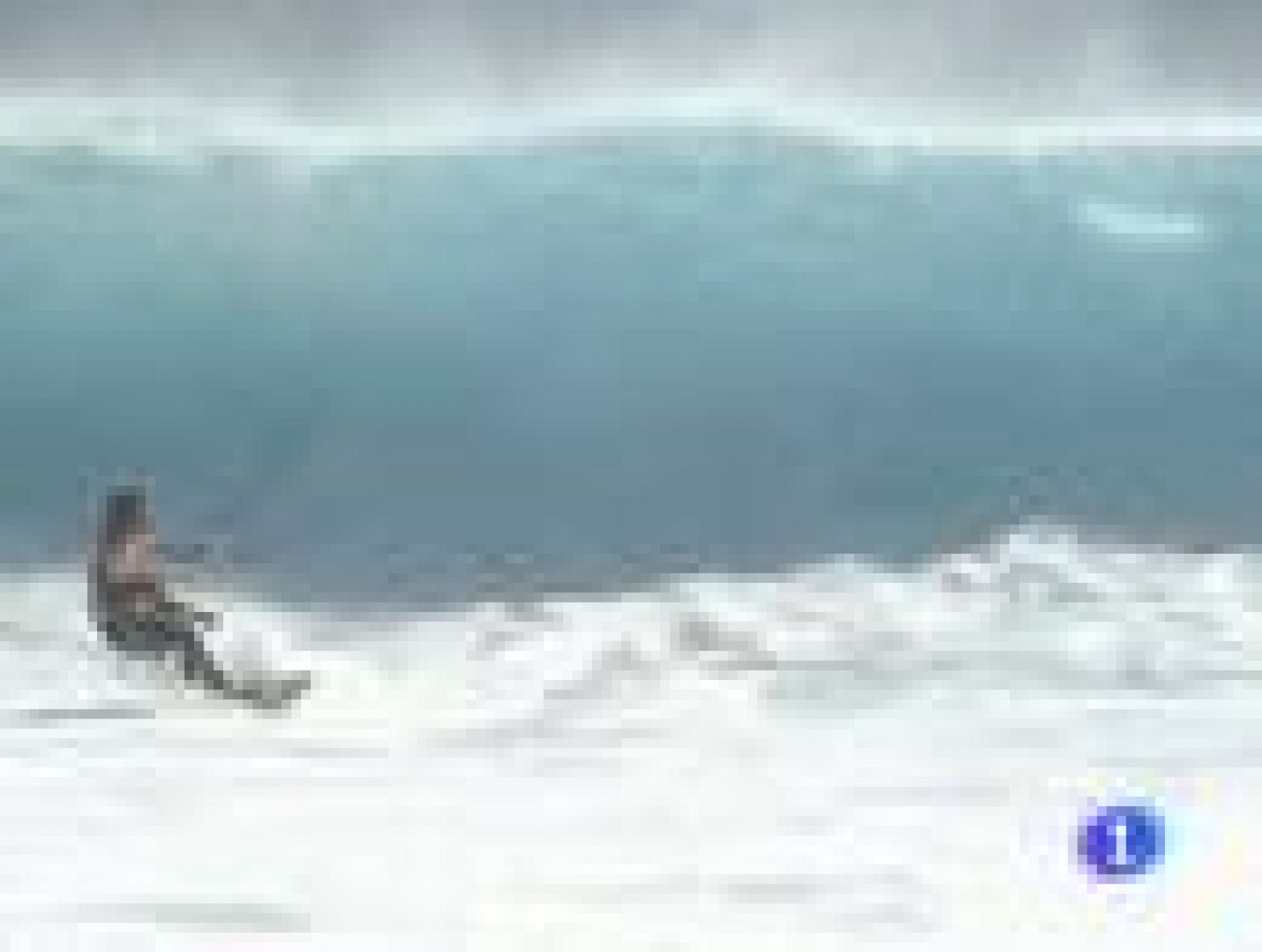 Los mejores especialistas del kite surf se han juntado en Isla Mauricio para realizar las mejores acrobacias sobre las olas.