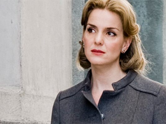 Amar en tiempos revueltos - Irene Medina, una vida de dolor