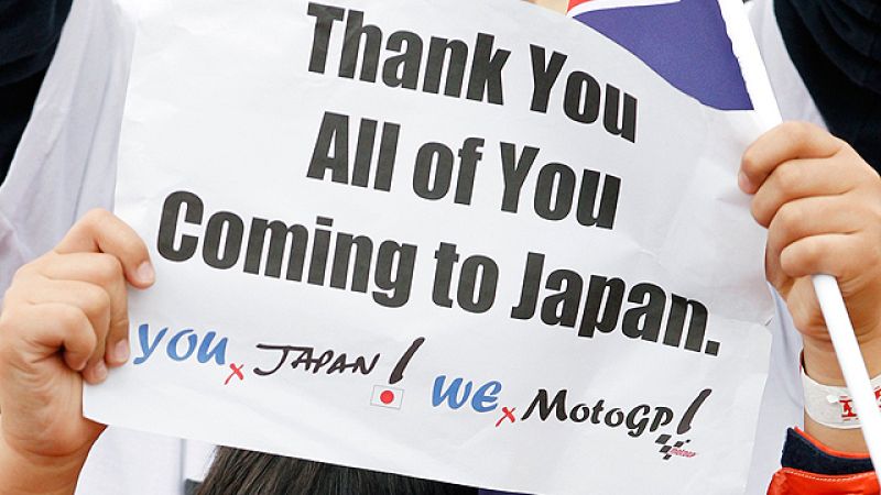 El GP de Japón no defraudó a nadie. Los nipones han demostrado de nuevo que son más que serviciales con el mundial de motociclismo. Allí se ha conseguido un hito del motociclismo español, la victoria número 400. 