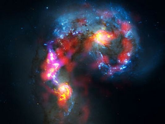 El supertelescopio ALMA comienza sus operaciones y muestra su primera imagen