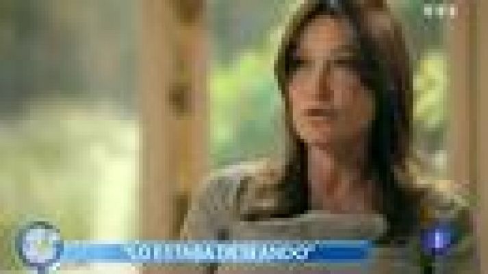 +Gente - Carla Bruni ingresa en el hospital