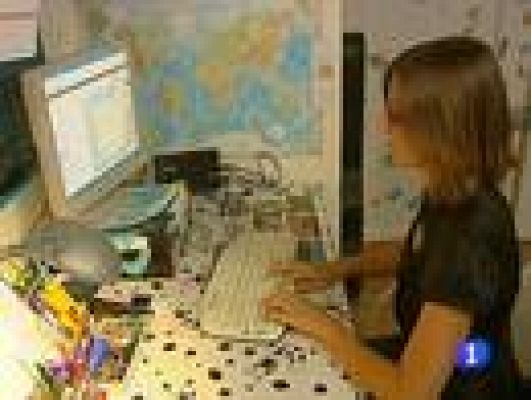 Telediario 1 - El 61% de las familias tienen ADSL