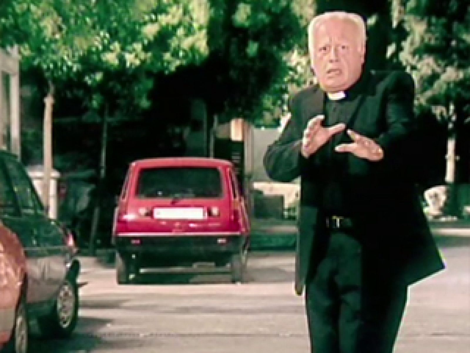 Cuéntame cómo pasó - Miguel, un cura atropellado por Paquita