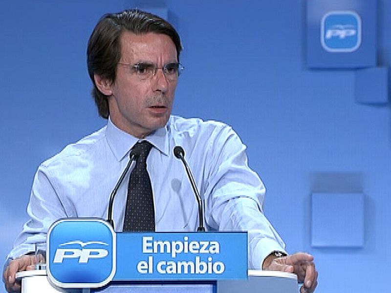 Aznar: "La primera reforma debe ser recuperar la normalidad"