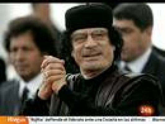 Gadafi insta a los libios a manifestarse pacíficamente contra el  "ilegítimo" CNT