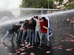 Disturbios tras la ruptura del diálogo entre el Gobierno de Chile y los estudiantes