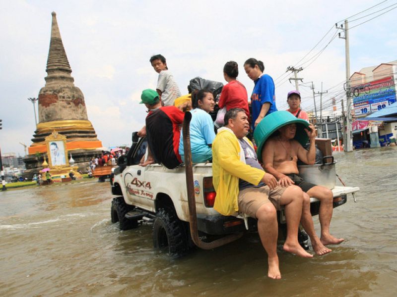  Fuertes inundaciones en Tailandia a la espera de empeoramiento