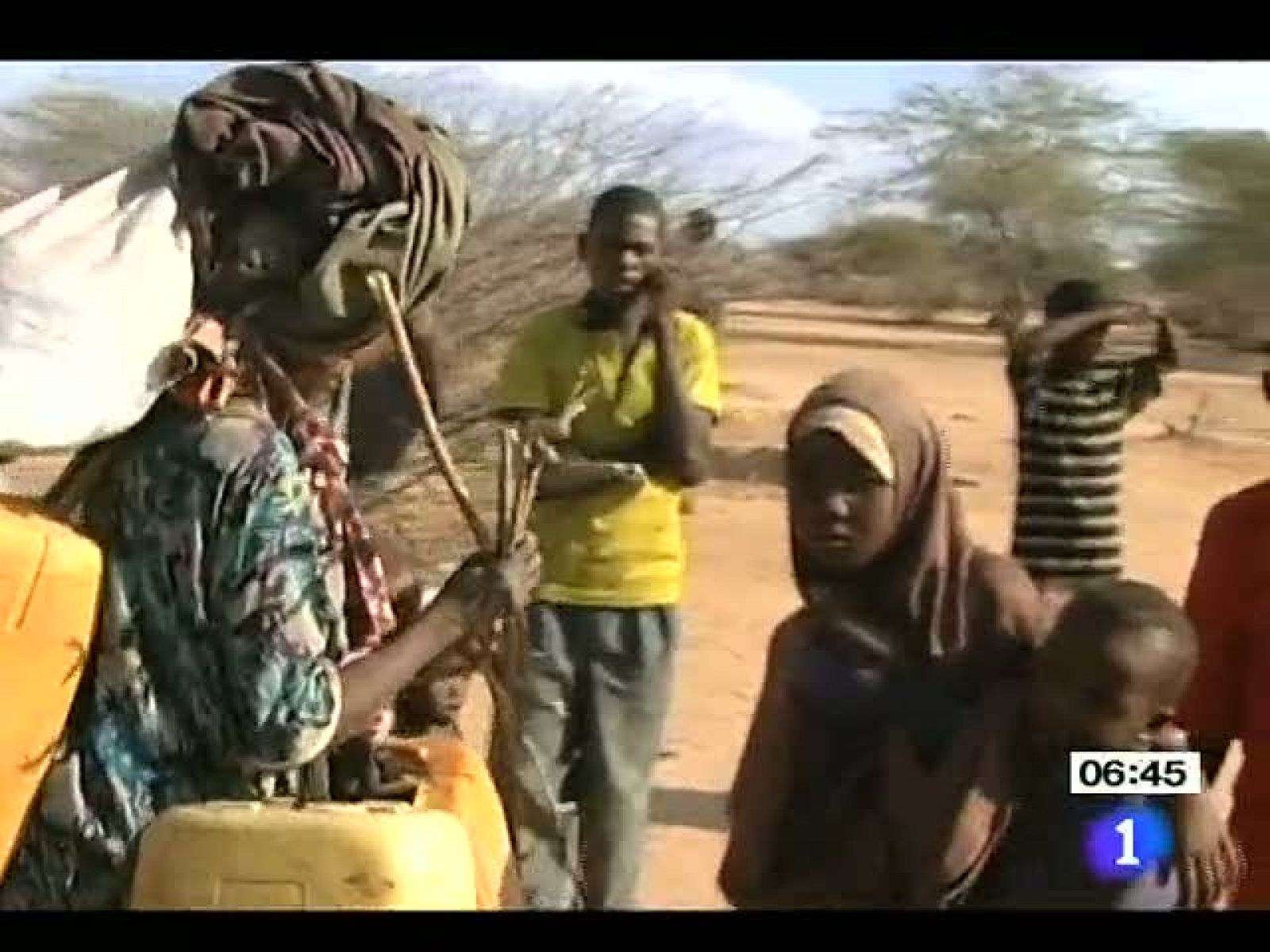 Telediario 1: Los refugiados somalíes, abandonados a su suerte en la frontera de Kenia  | RTVE Play