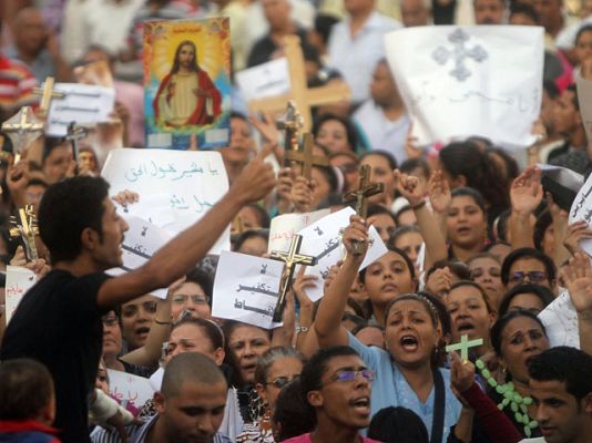 Se reanudan los enfrentamientos entre coptos y fuerzas de seguridad en El Cairo