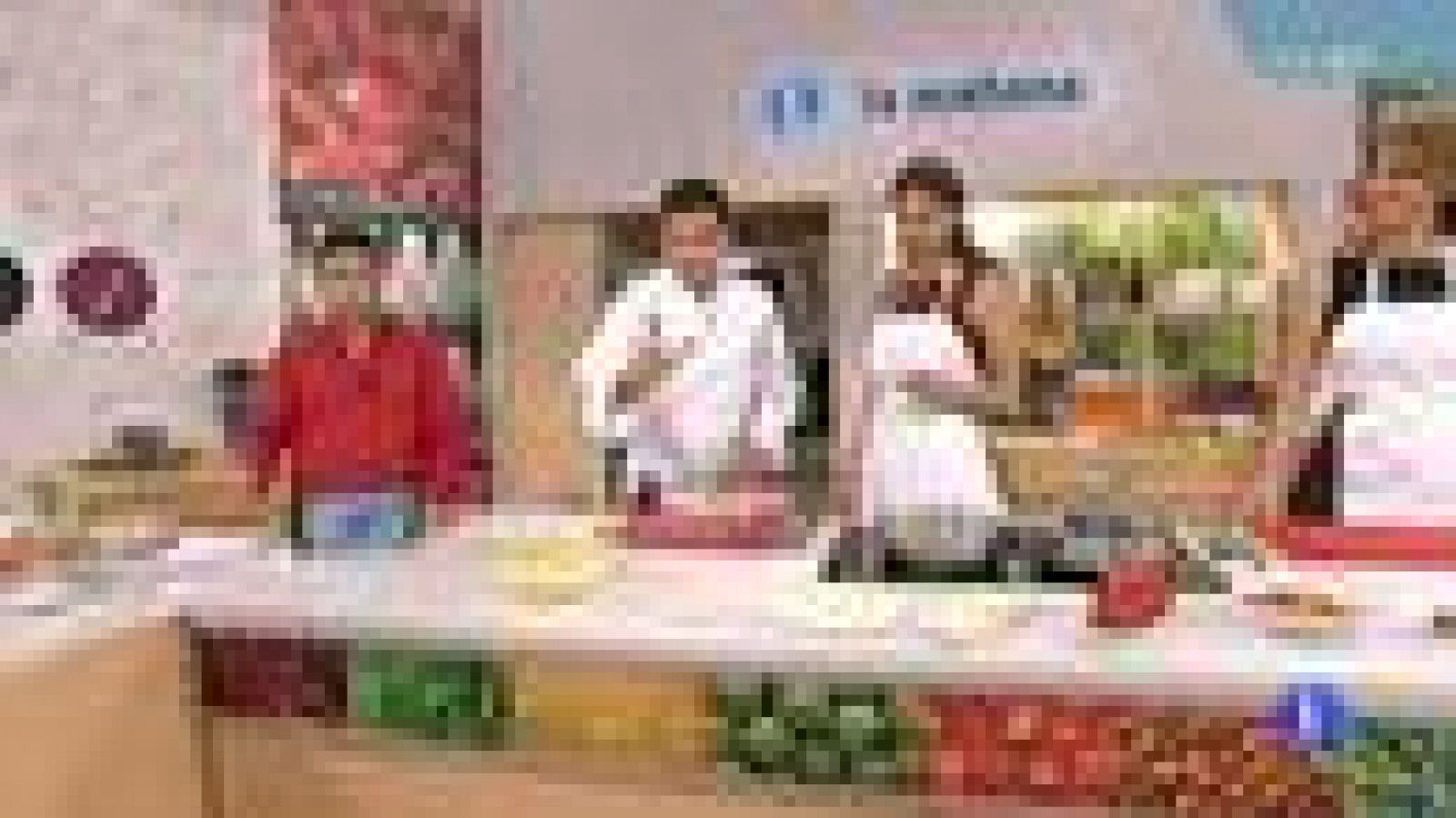 Patatas estilo riojano con ensalada de granada