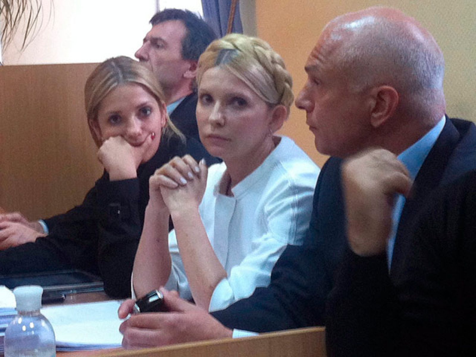 La ex primera ministra ucraniana Timoshenko, condenada por excederse en sus poderes