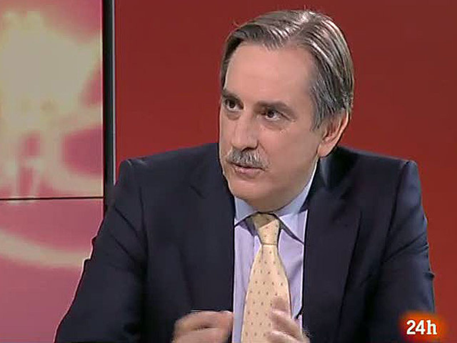  Valeriano Gómez reconoce que formaría parte del 15M si tuviese 25 años