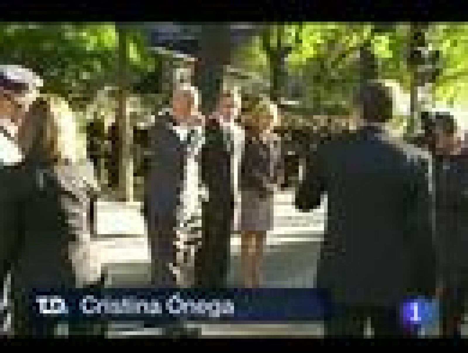 Tres mil militares han participado en un desfile en el que también ha habido abucheos al presidente del Gobierno