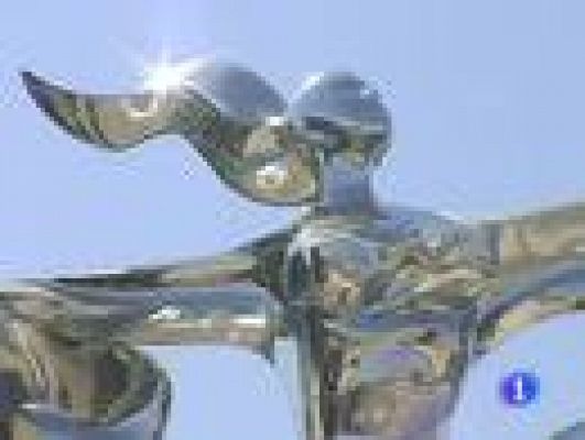 Telediario 1 - Se cumple 1 año del rescate de los mineros de Chile