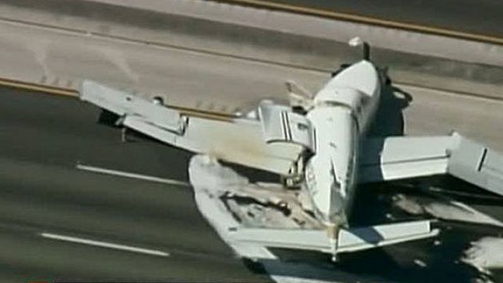 Informativo 24h - Aterrizaje de emergencia