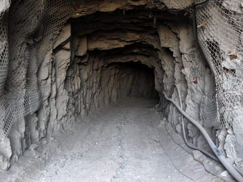 Los "33 de Atacama" vuelven a la mina San José un año después 