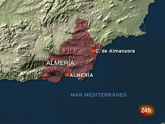 Informativo 24h - Trabajan para desalojar a vecinos de casas cueva en Almería tras un derrumbe